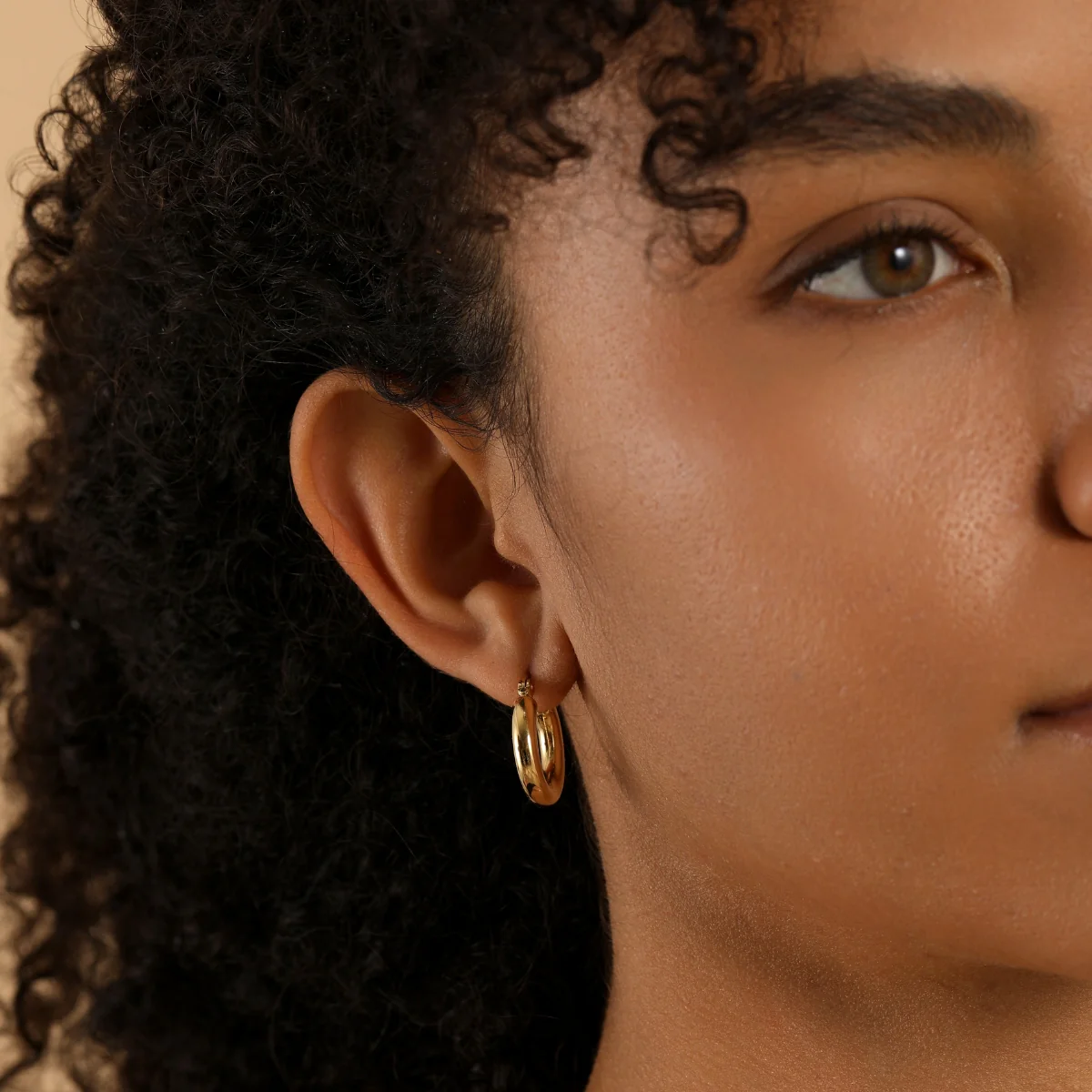Bold Tube Hoop Earrings - Image 4