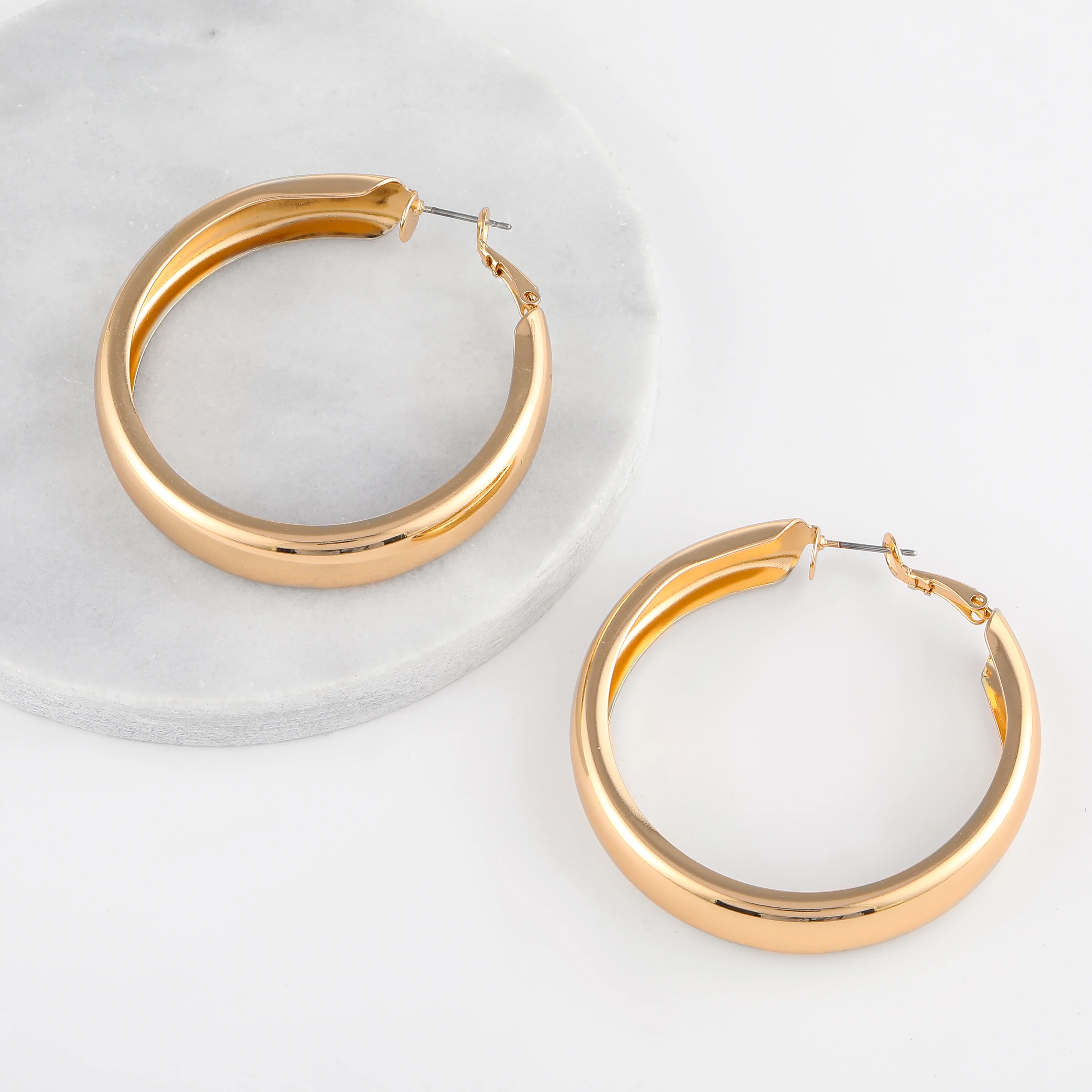 Chunky Hollow Hoop Earrings - Image 7