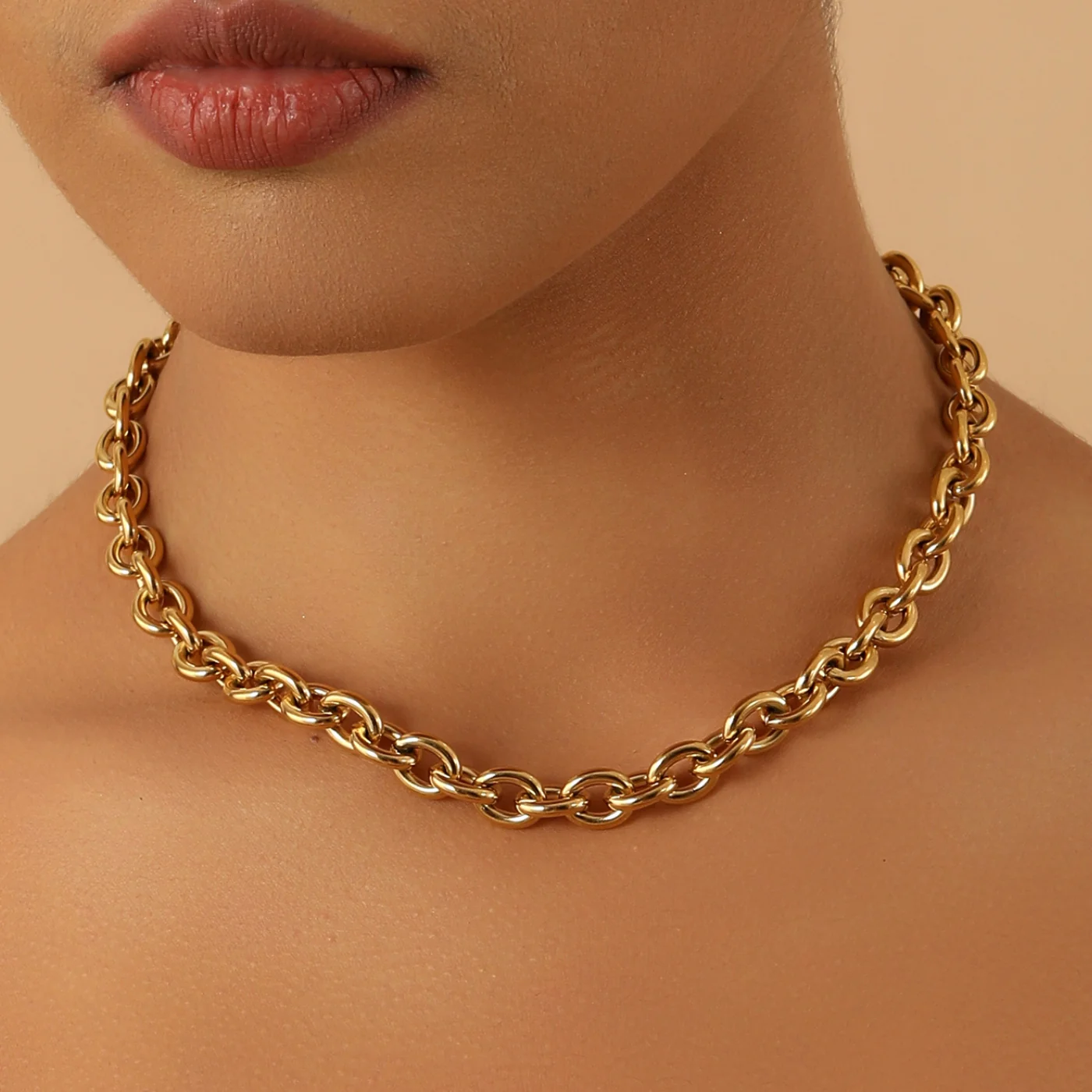 Chunky Rolo Chain Necklace - Image 5