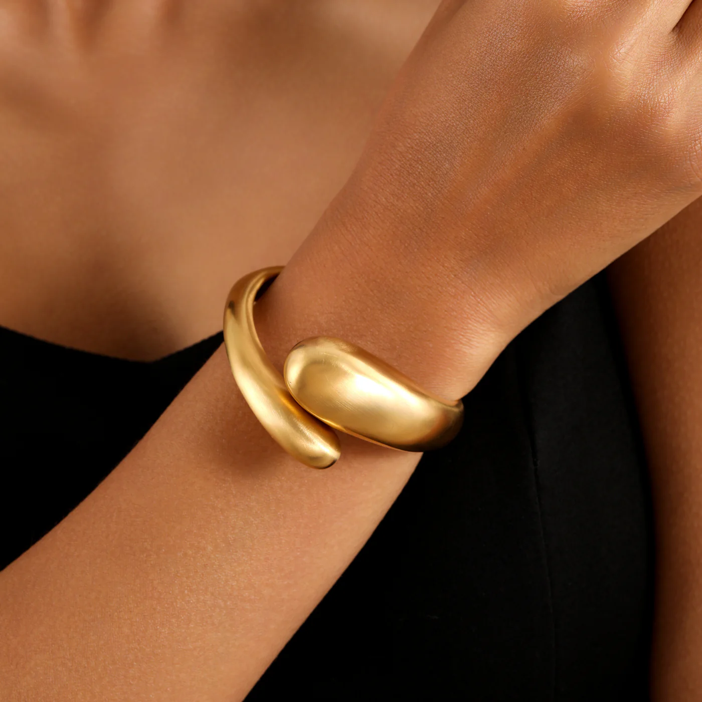 Classic Frosted Cuff Bracelet - Image 7