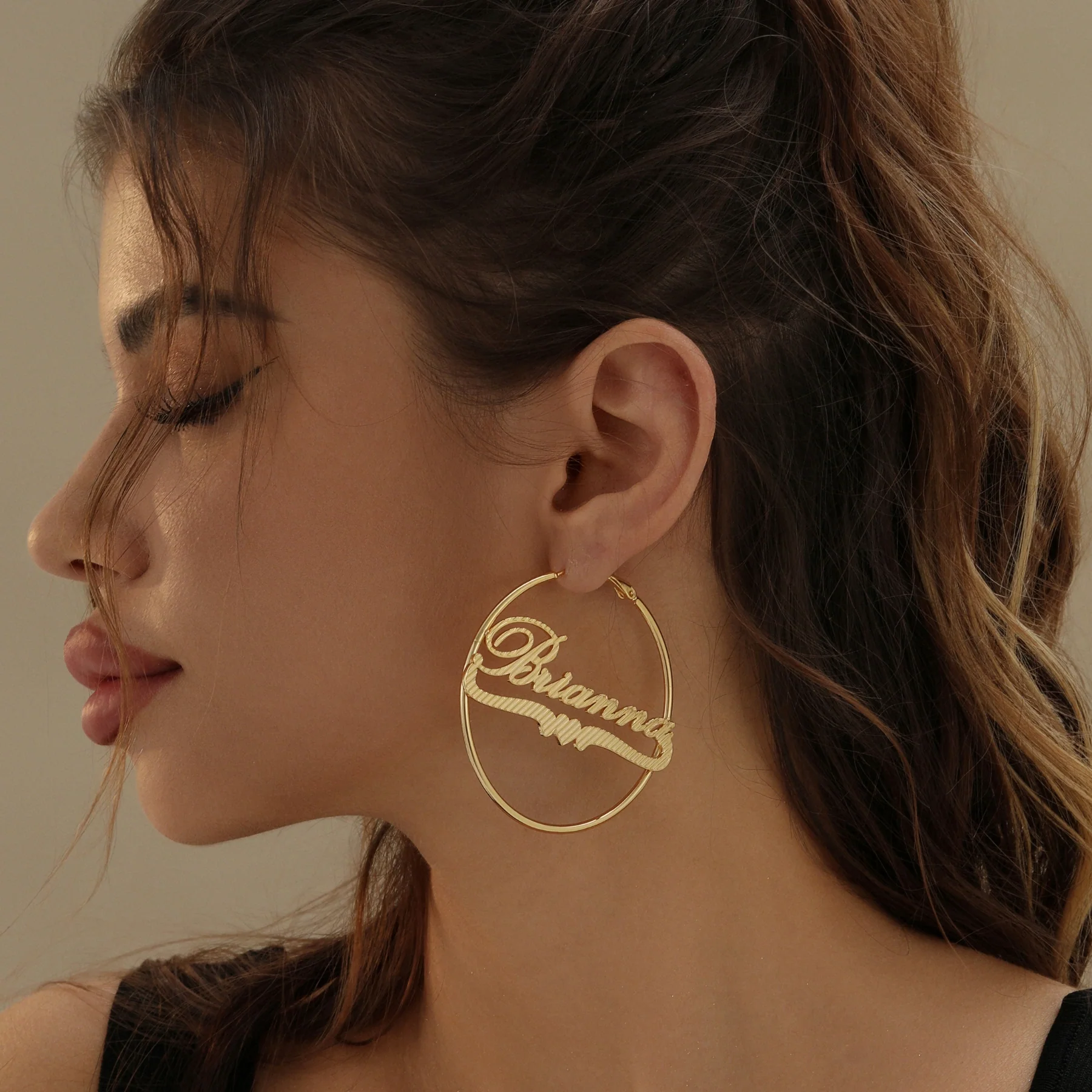 Classic Heart Name Hoop Earrings - Image 2