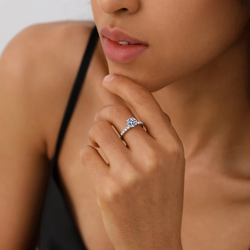 Classic Shared-Prong Round Cut Moissanite Engagement Ring - Image 6