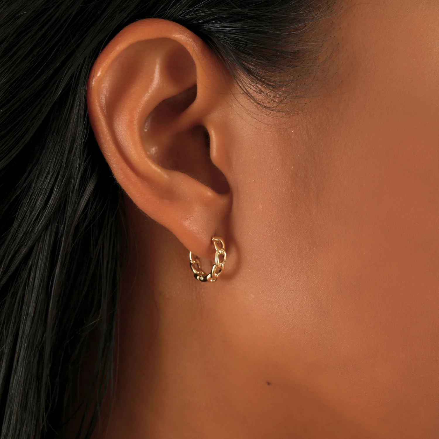 Cuban Link Huggie Earrings - Image 4