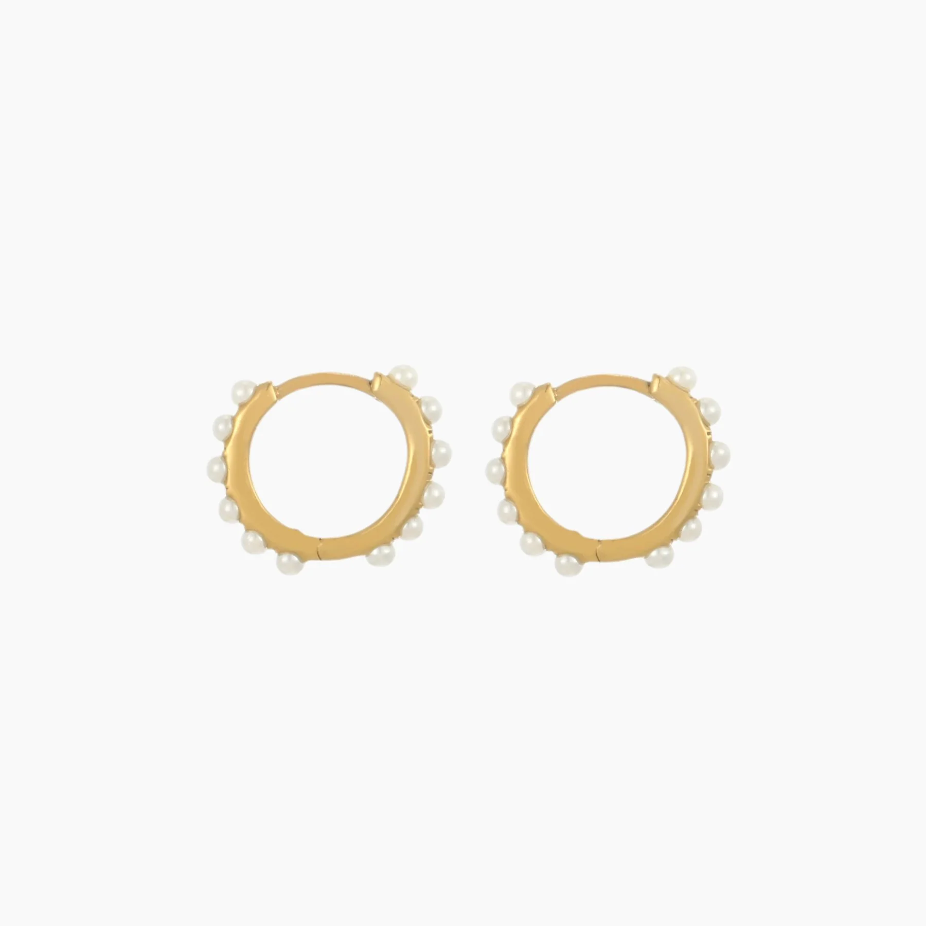 Freshwater Pearls Huggie Earrings