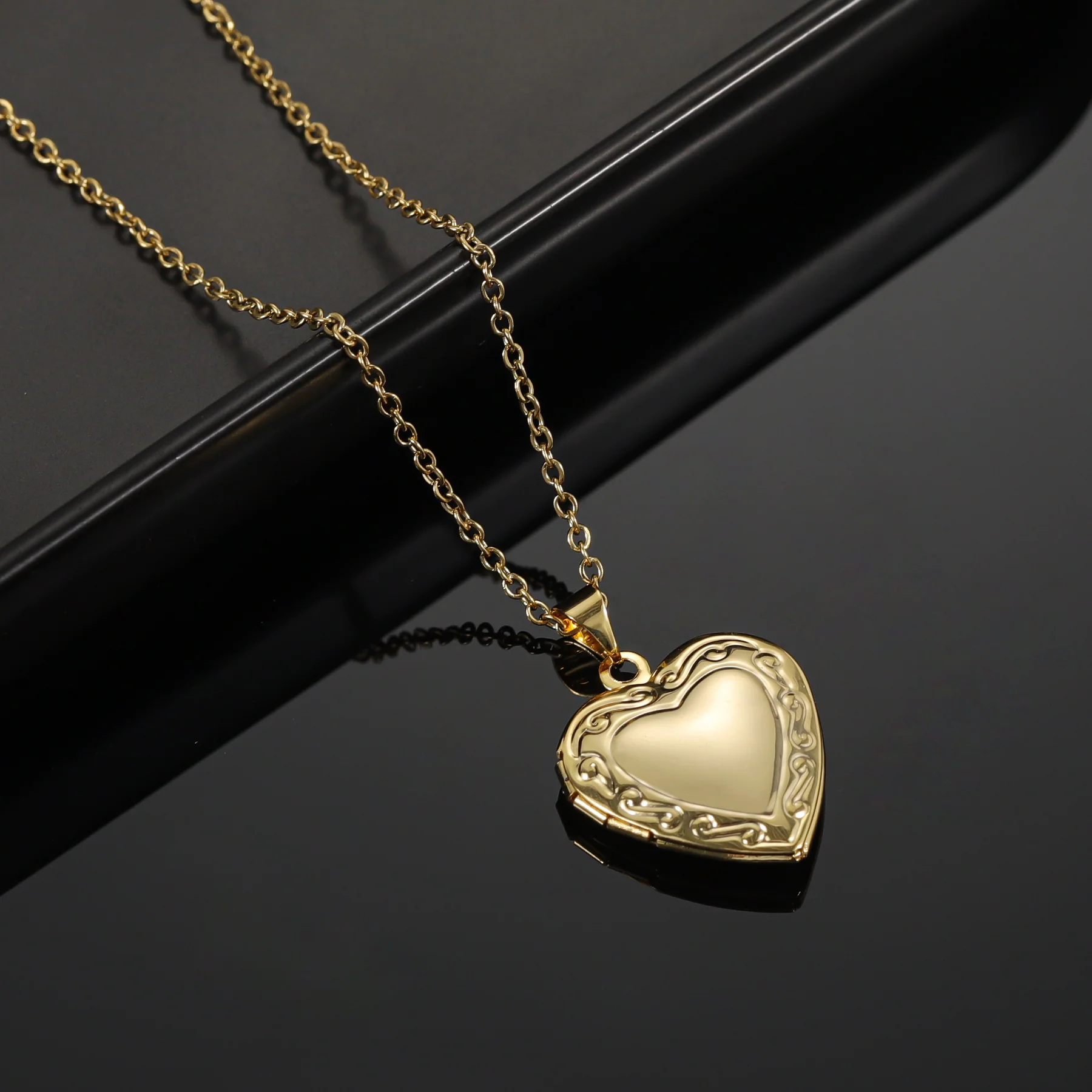 Heart Locket Necklace Photo Pendant - Image 6