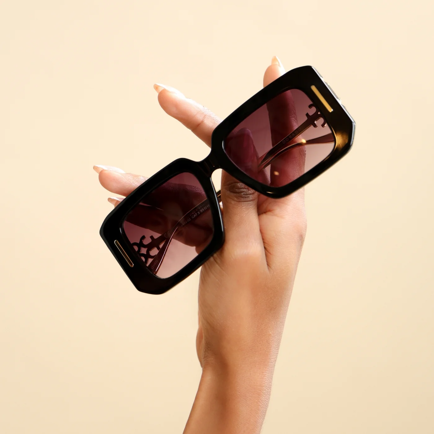 Icona Gradient Sunglasses with Gold - Image 6