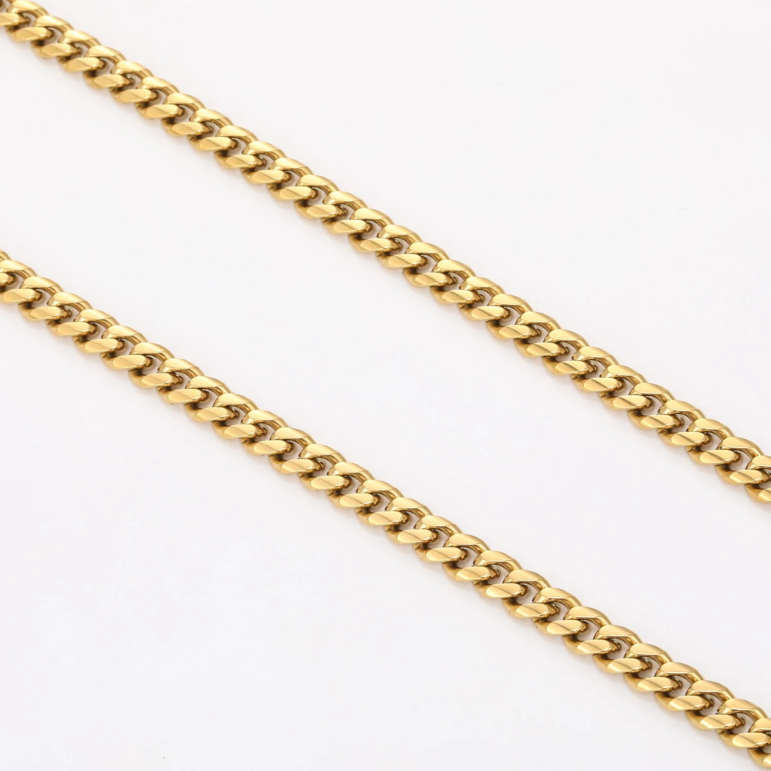 Miami Cuban Link Chain - 5mm - Image 4