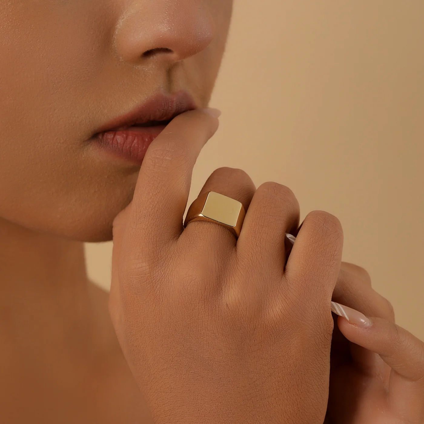 Minimal Signet Ring - Image 3