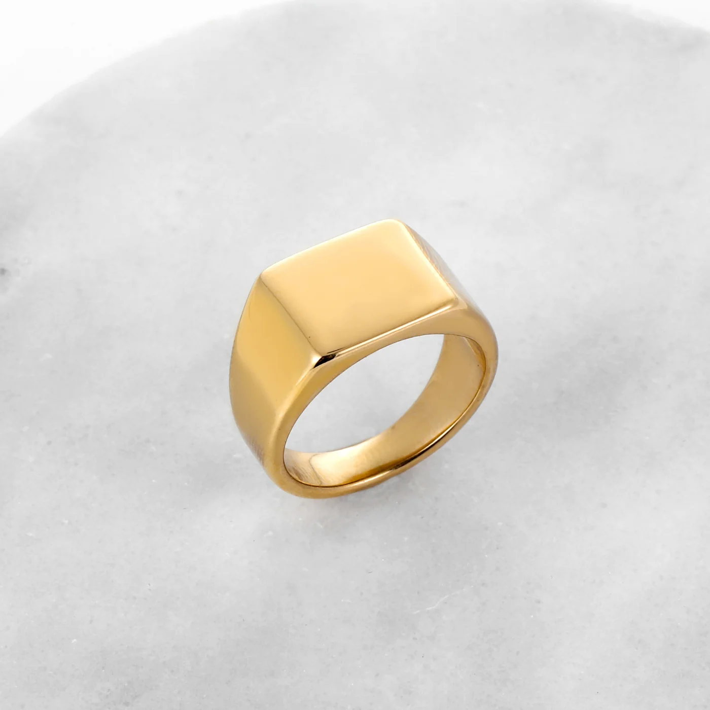 Minimal Signet Ring - Image 4