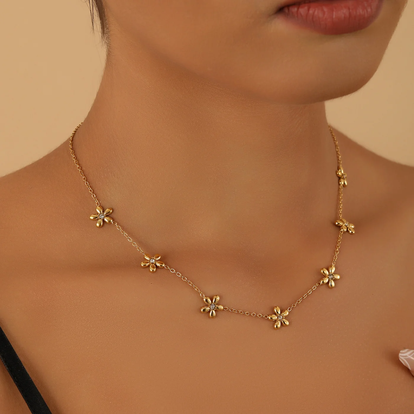 Multi Flower Necklace - Image 2