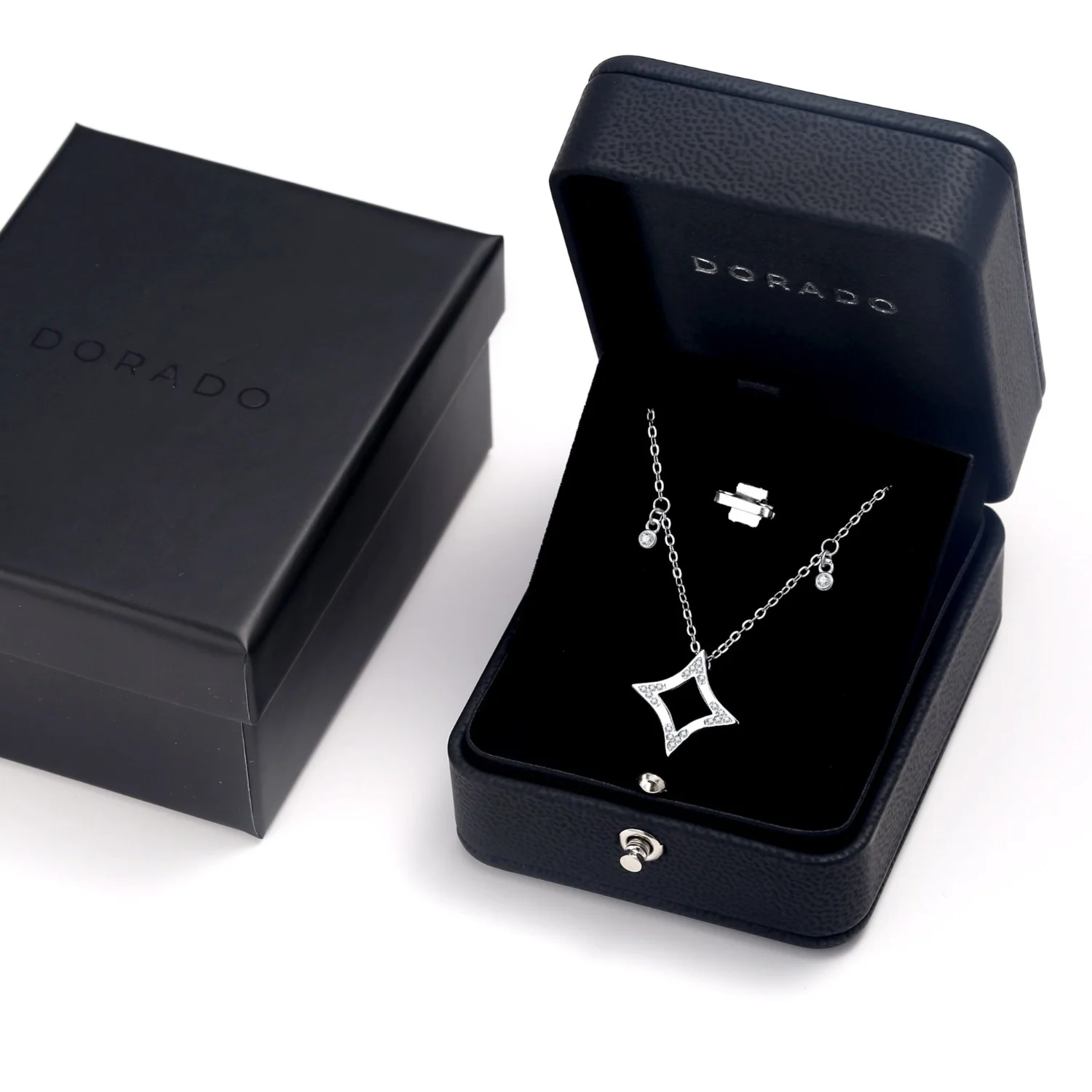 Stella Aperta Pendant Necklace - Image 7