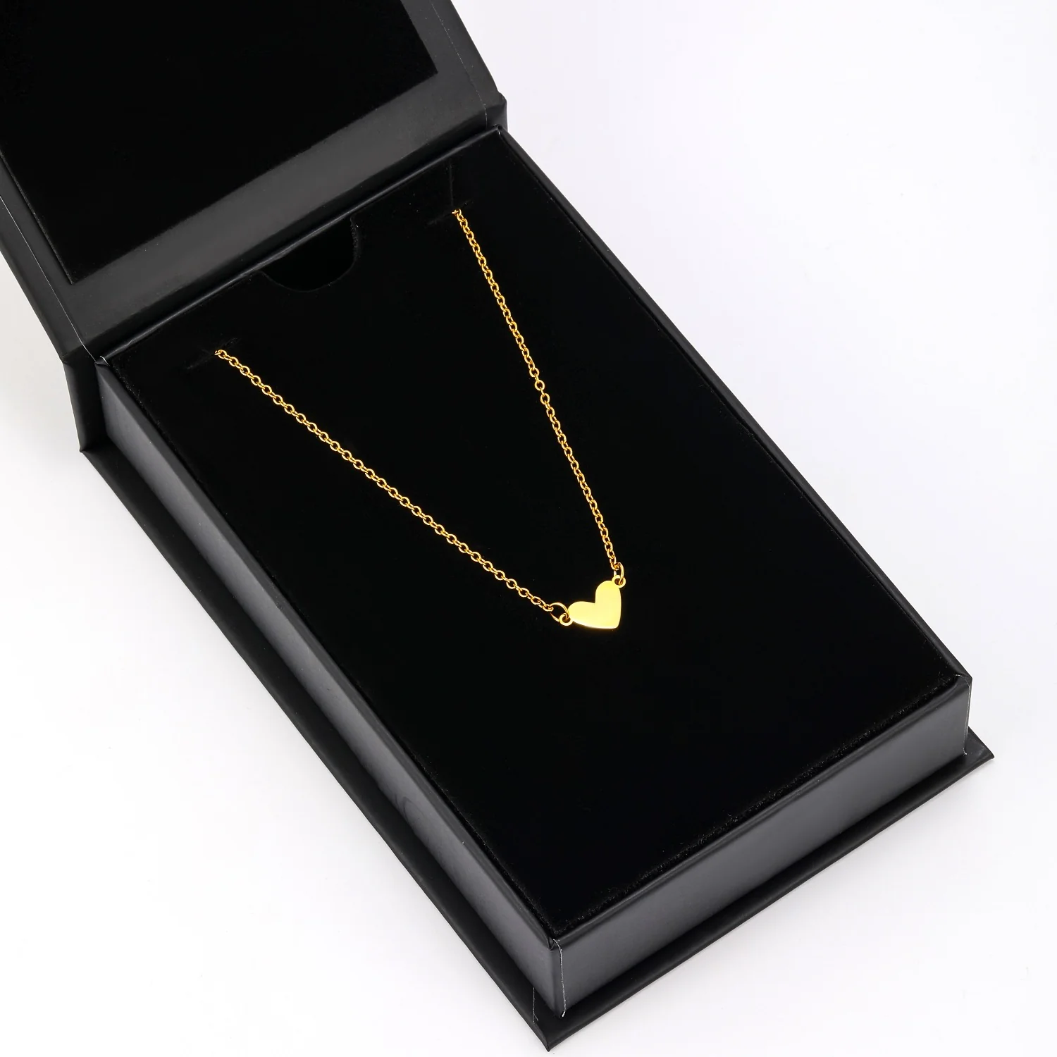 The Heart Pendant Necklace - Image 3