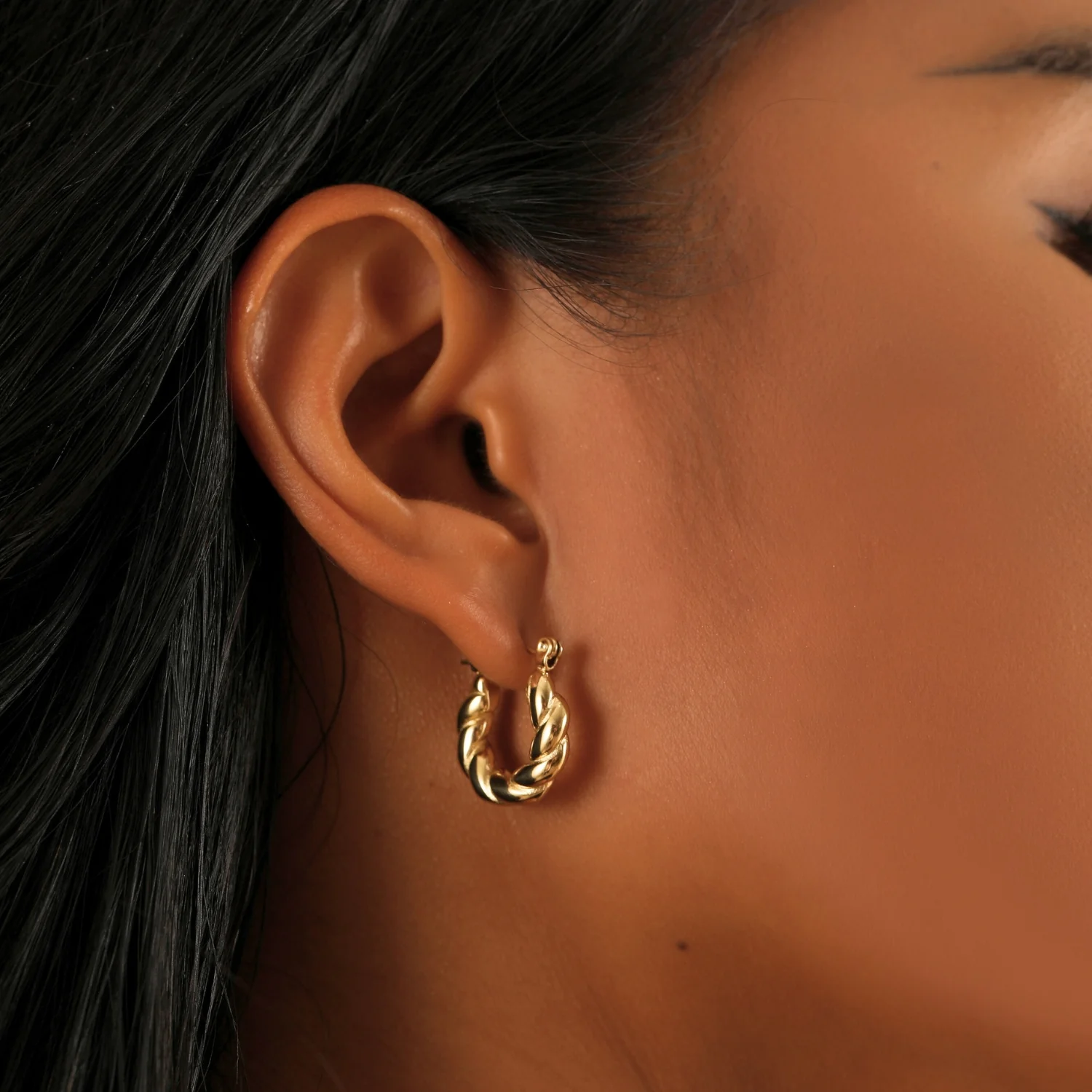Twist Hoop Earrings - Image 4