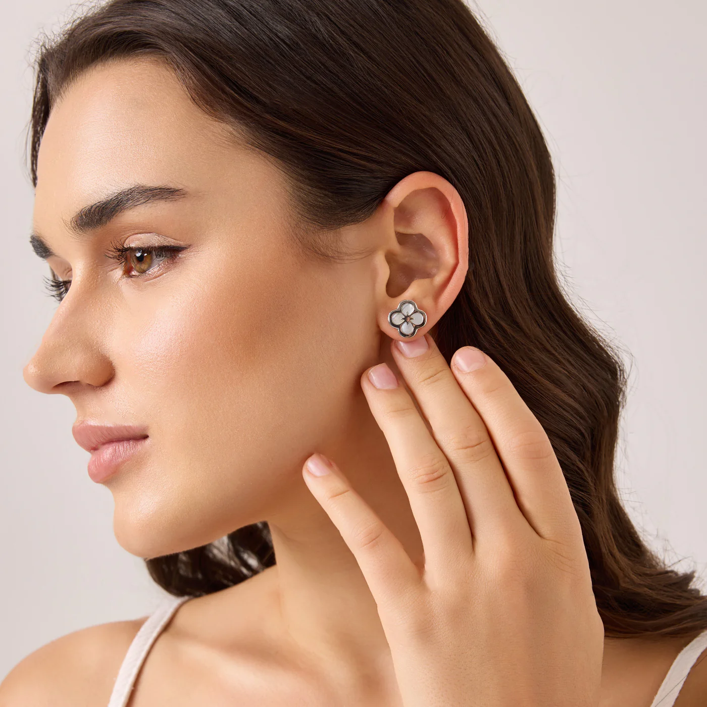 Ventura Clover Stud Earrings - Image 5